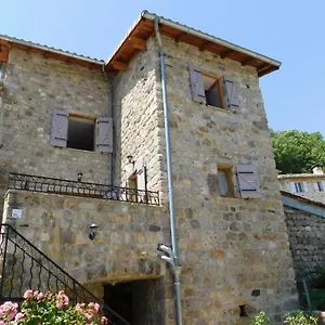 Hébergement de vacances La Cibale, Maison De Caractère, Montpezat-sous-Bauzon